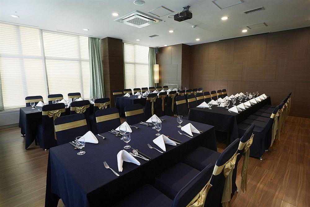 אינצ'ון Orakai Songdo Park Hotel מראה חיצוני תמונה